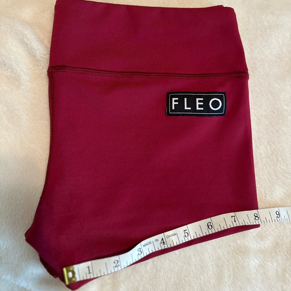 Fleo Shorts